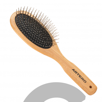"Artero Nature Super Soft Brush" - itin minkštas bambukinis šepetys su metaliniais smeigtukais "Artero Nature Super Soft Brush" - itin minkštas bambukinis šepetys su metaliniais smeigtukais