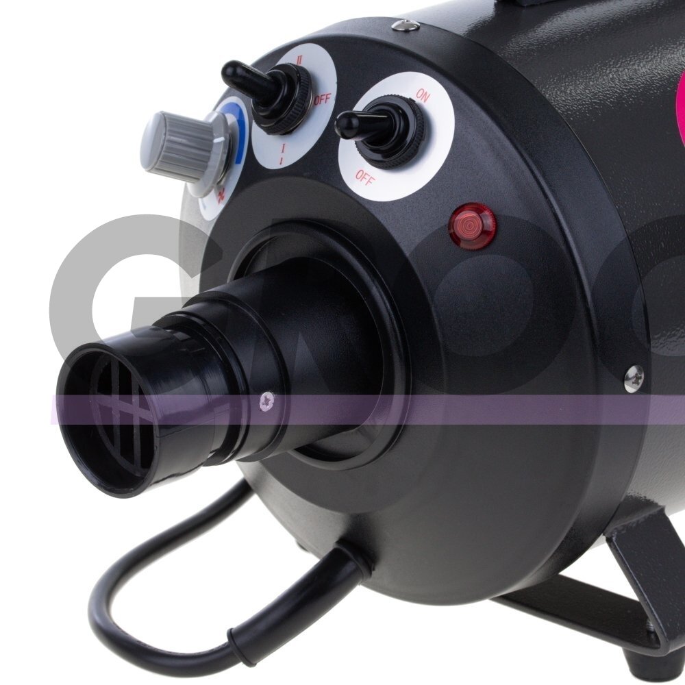 "Blovi Beep Black Blaster 2000W" - stalinis džiovintuvas su tolygiai reguliuojamu oro srautu ir 2 pakopų šilumos reguliavimu, 60 l/s. 2 "Blovi Beep Black Blaster 2000W" - stalinis džiovintuvas su tolygiai reguliuojamu oro srautu ir 2 pakopų šilumos reguliavimu, 60 l/s. 2