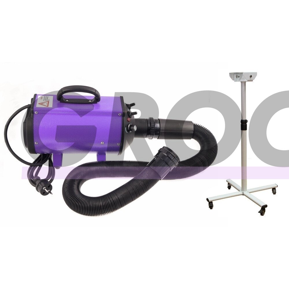 „Blovi DoubleBlaster“ 2200 W – kirpėjų džiovintuvas ant stovo, su sklandžiu oro srauto reguliavimu ir dviejų pakopų kaitinimo elementu, violetinės spalvos.
