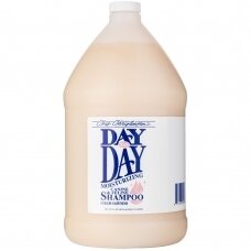 Chris Christensen Day To Day Moistirizing Shampoo - drėkinamasis avižų šampūnas jautriai odai, su vitaminu E