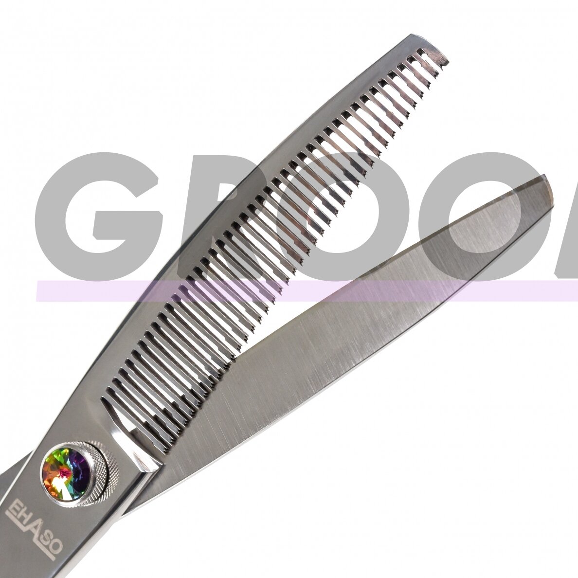 „Ehaso Revolution Curved Thinning 7“- profesionalios vienpusės išlenktos filiravimo žirklės, pagamintos iš aukščiausios kokybės, kieto japoniško plieno, 41 dantukai.