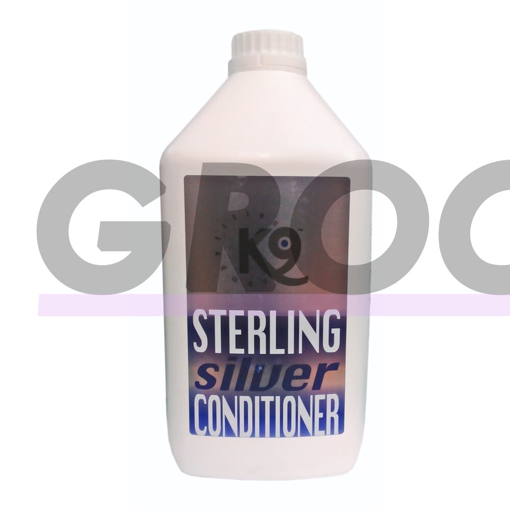 "K9 Sterling Silver Conditioner" - balto ir sidabrinio kailio kondicionierius plaukų spalvai atgaivinti, koncentratas 1:40 - 2,7 l