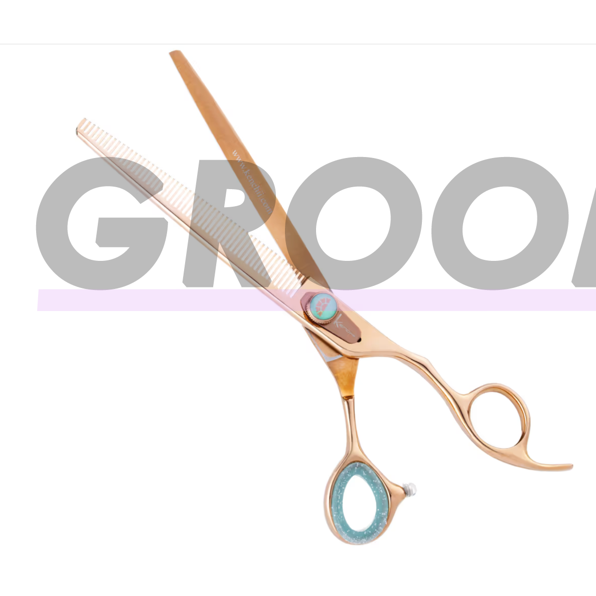 „Kenchii Rose Thinner 7,5"“ – profesionalios filiravimo žirklės gyvūnų kailio priežiūrai, „rose gold“ spalvos, su 54 dantukais ir mikrošlifavimu. 1