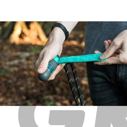 KONG Mini HandiPOD Interchangeable Starter Kit - ekskrementų maišelių rinkinys su dezinfekavimo priemone ir žibintuvėliu 1