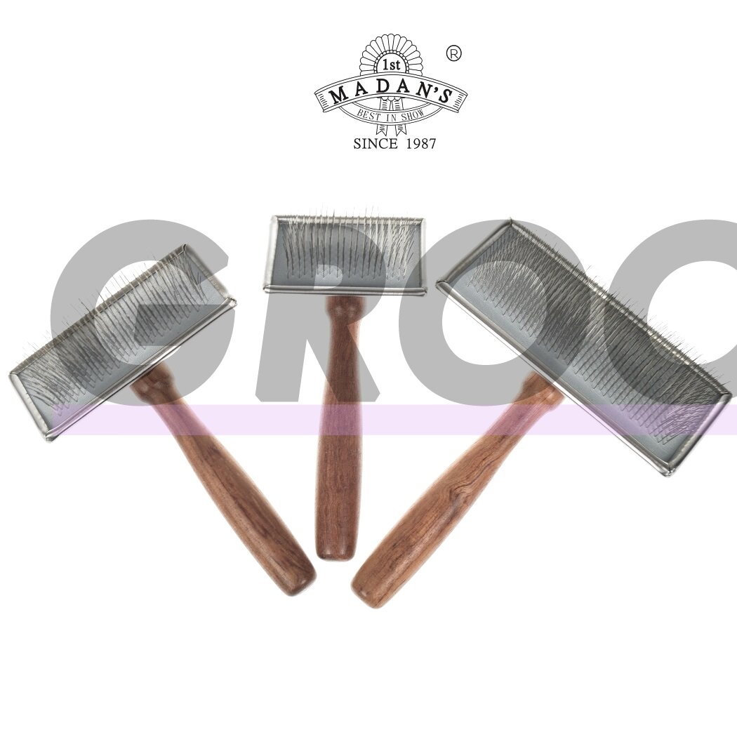 Madan Slicker Brush - профессиональная щетка для пуделей с деревянной ручкой - Размер: M