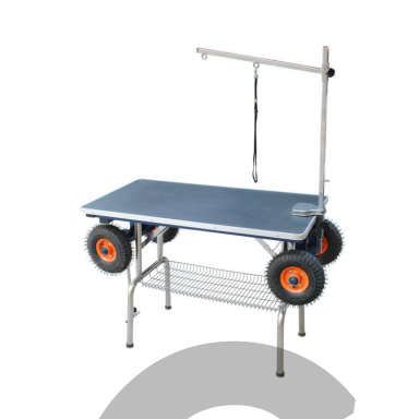 Mobilus kirpimo stalas, ant didelių pripučiamų ratų, stalviršis juodas 110x60cm
