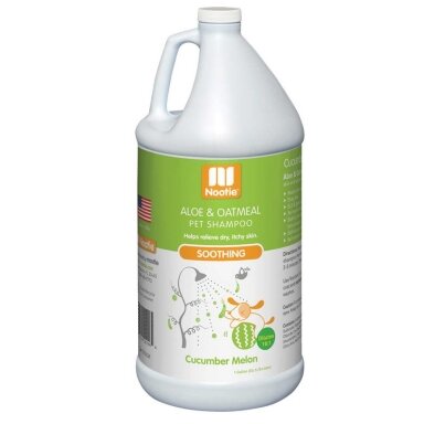 Nootie Cucumber Melon Shampoo 3,8 l - drėkinamasis ir raminamasis šampūnas su alaviju ir avižiniais dribsniais, su melionų ir agurkų aromatu, koncentratas 1:16