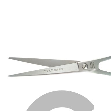 „Gotta Solingen“ 7,5 colio (19,5 cm) išlenktos žirklės su vienpusiu mikro pjūviu.