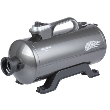 "Shernbao Super Blaster" - dviejų variklių stalinis džiovintuvas su tolygiai reguliuojamu oro srautu, 2400 W, 125 l/sek. "Shernbao Super Blaster" - dviejų variklių stalinis džiovintuvas su tolygiai reguliuojamu oro srautu, 2400 W, 125 l/sek.