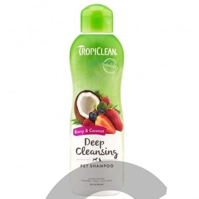 Tropiclean Deep Cleansing Berry & Coconut Pet Shampoo - giliai valantis šampūnas šunims ir katėms